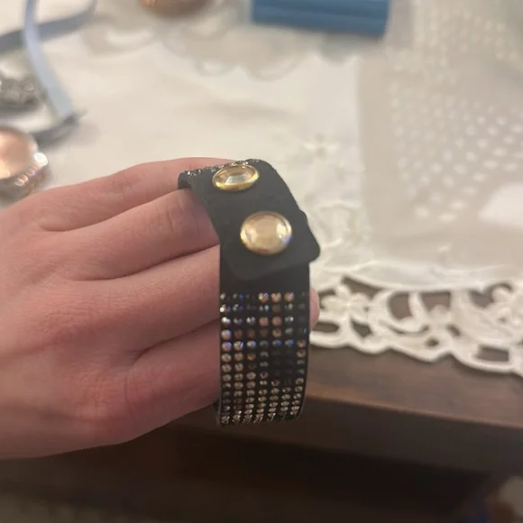 Touchstone Crystal Bracelet - Picture 3 of 3